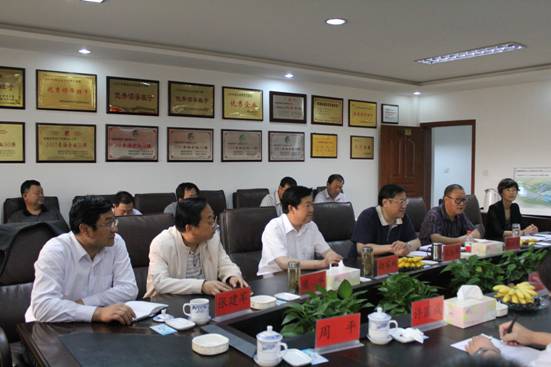 省委常委、副省長駱玉林實地考察物產(chǎn)集團“雙百”行動重點項目